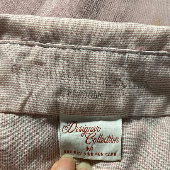 Designer Collection Pink Ruffled Vintage  Top - Picture 7 of 7